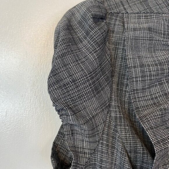 The limited Gray plaid wrapped skirt - Picture 4 of 8